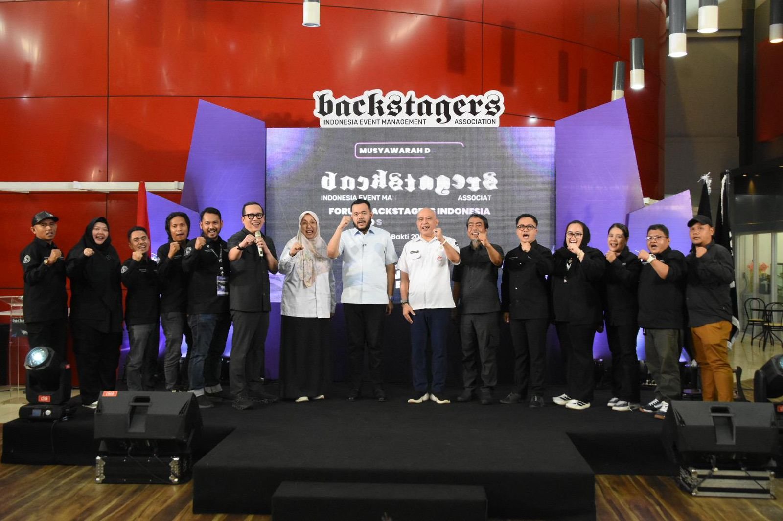 Wako Fadly Amran tutup Musda Forum Backstagers Indonesia DPD Sumatera Barat masa bakti 2025-2029
